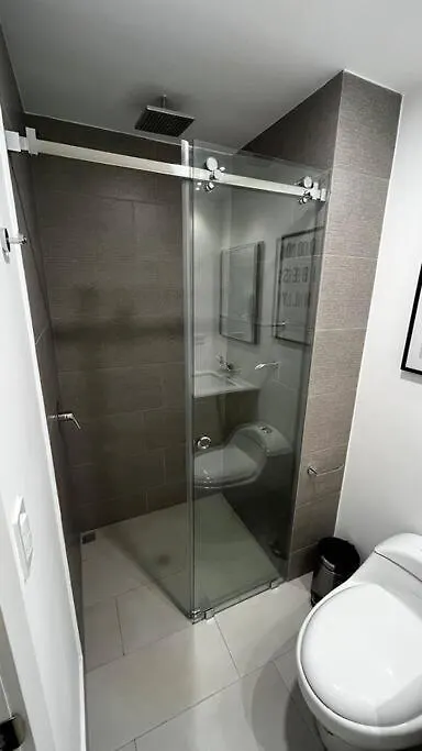 Apartman Minisuite Con Ubicacion Estrategica En Monteserrin Quito Ecuador
