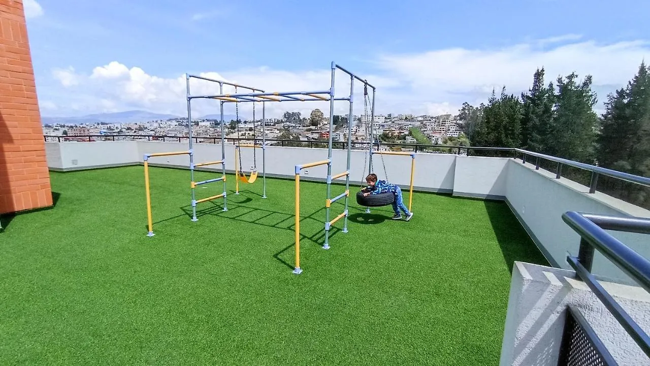 Minisuite Con Ubicacion Estrategica En Monteserrin Quito 0*,  Ecuador